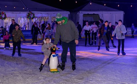Bergen county winter wonderland - Nov 10, 2023 · Bergen County’s Winter Wonderland is making its return to Van Saun County Park in Paramus this month, bringing back its open-air ice skating, ice bumper cars, games, food and all sorts of other ... 